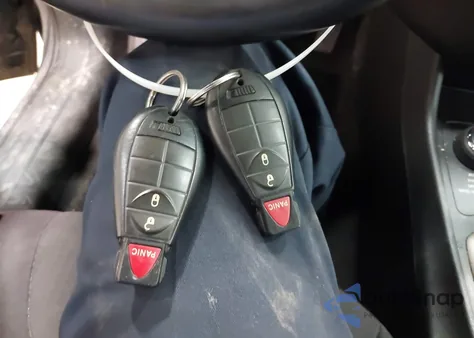 2017 Jeep Cherokee Latitude 4X4 из США, поврежденный, VIN 1C4PJMCB1HW524072